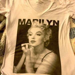 Marilyn T-shirt, woman’s large